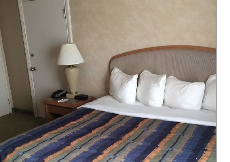 Four Points By Sheraton Toronto Airport East Esterno foto