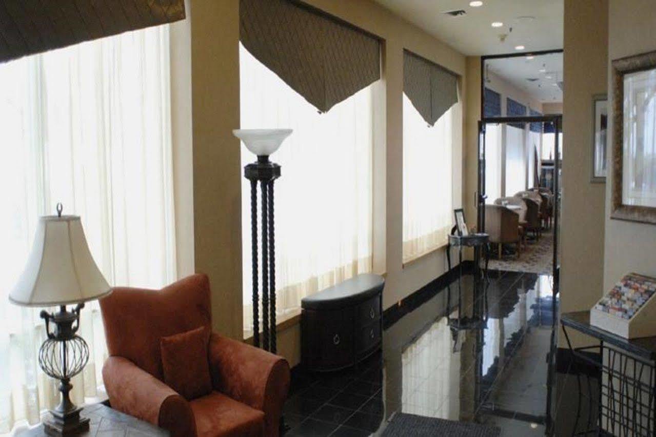 Four Points By Sheraton Toronto Airport East Esterno foto