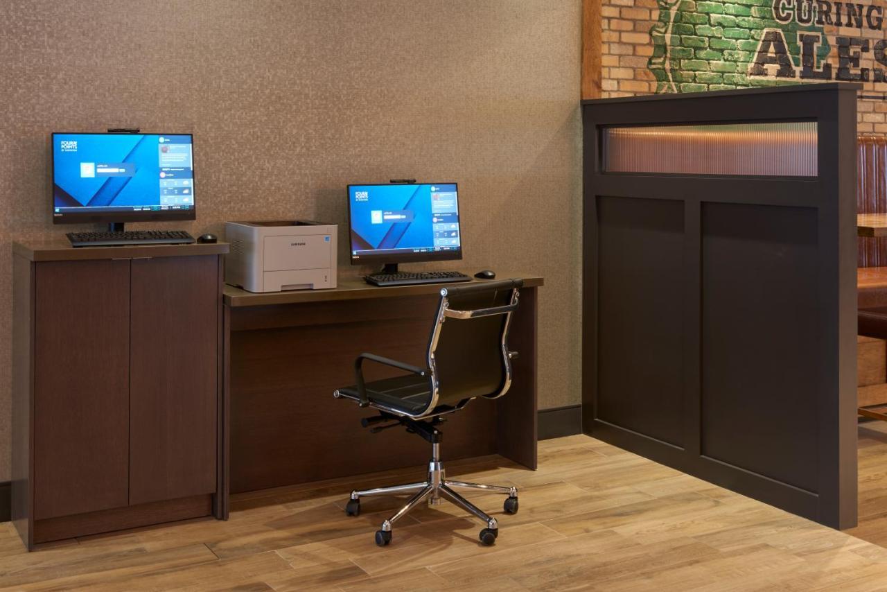 Four Points By Sheraton Toronto Airport East Esterno foto